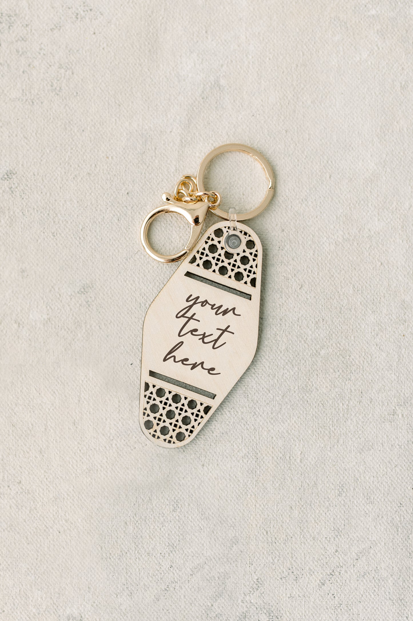 Customizable Rattan Vintage Style Hotel Keychains