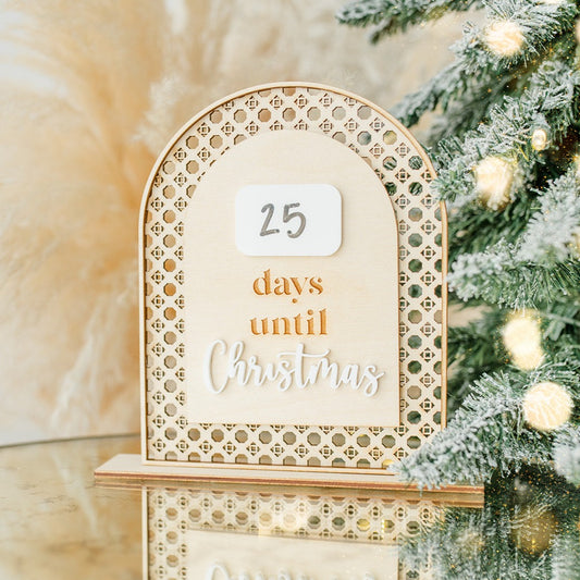 Countdown to Christmas Dry Erase Rattan Sign
